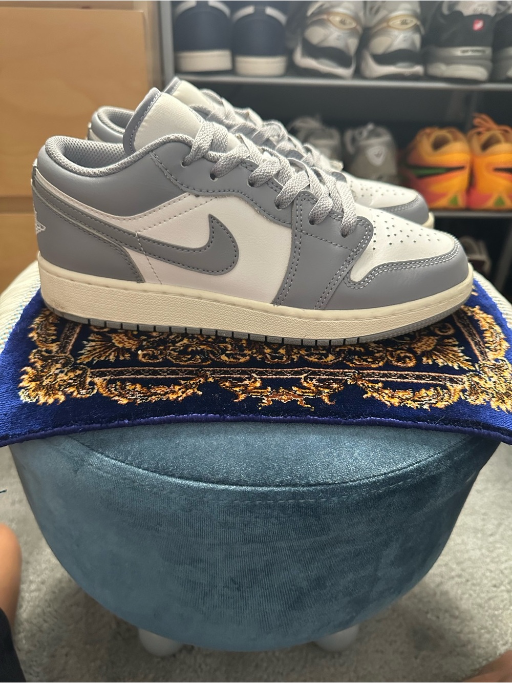 Jordan Kids' Low-Top Sneakers in Grey and White